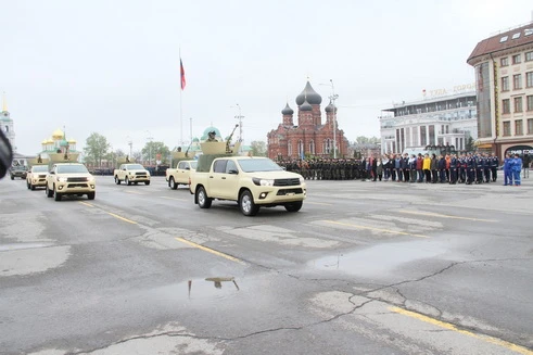 [ẢNH] Bất ngờ lớn khi đặc nhiệm Nga cũng tin dùng "chiến xa bán tải" Toyota Hilux