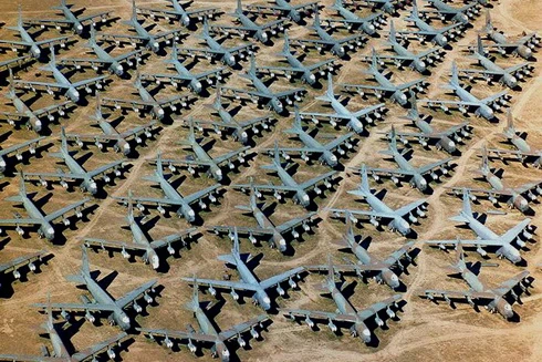 [ẢNH] Nga "giật mình" khi Mỹ tiếp tục gọi tái ngũ oanh tạc cơ B-52 từ "nghĩa địa"