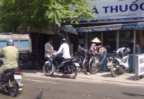 Dùng súng truy sát bệnh nhân trước cổng bệnh viện