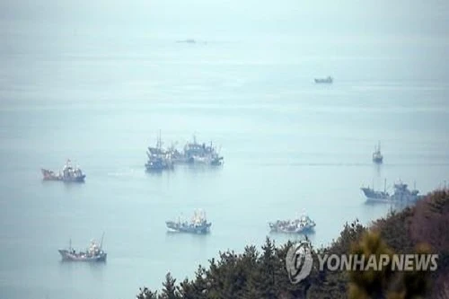 Hàn Quốc bắn cảnh cáo tàu Triều Tiên 