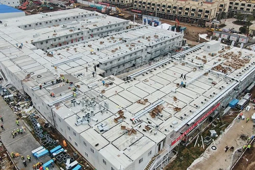 Bệnh viện đầu tiên ở Vũ Hán chuyên điều trị cách ly bệnh nhân corona đi vào hoạt động