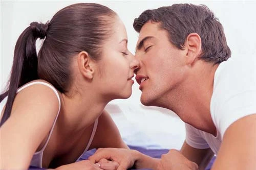 Ba bước khoa học lý giải chuyện yêu