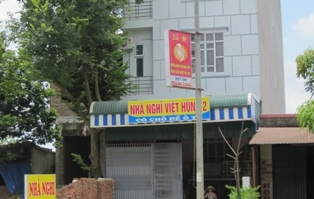 Nữ sinh lớp 9 bị cưỡng hiếp trong nhà nghỉ