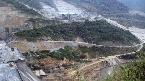 Thuỷ điện Bản Vẽ có nguy cơ bị vùi lấp vì mưa lớn và lở đất