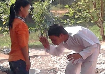 Quái đản một kiểu trị bệnh, bắt ma