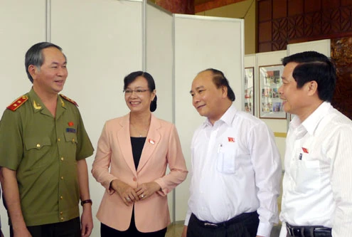 Chính phủ khóa XIII ra mắt