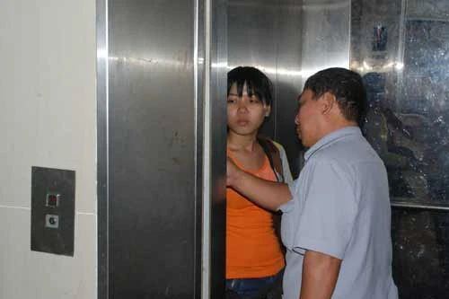 Liều mình đi... thang máy