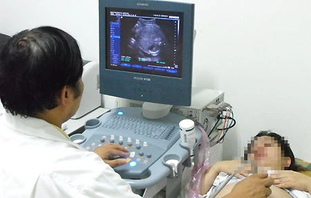 Quả thực, sống khó hơn nhiều so với chết