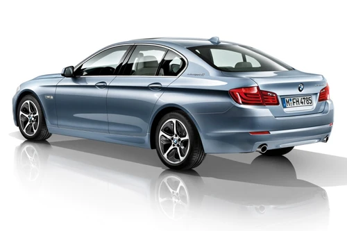 Hé lộ thông tin về BMW ActiveHybrid 5 Sedan