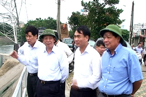 Chủ tịch UBNDTP chỉ đạo công tác phòng chống lụt bão