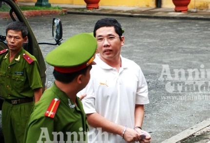 Nhà báo tống tiền doanh nghiệp lĩnh án 7 năm tù