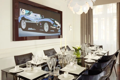 7.875 USD cho một đêm tại thiên đường Jaguar