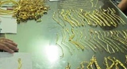 Thương mù quáng, bố hung thủ chôn giấu vàng giúp con