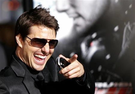 Tom Cruise “hồi sinh mỗi ngày sau khi bị giết” 