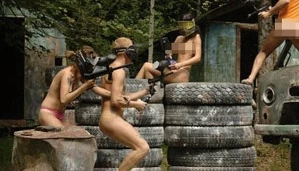 Không dễ ngăn chặn trò chơi khiêu dâm trực tuyến 