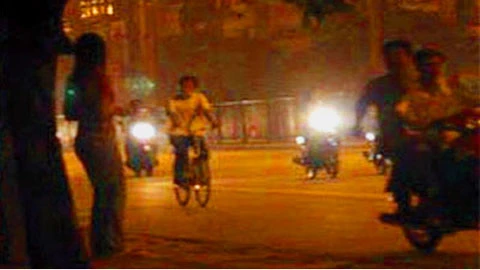 Kỳ cục chuyện tưởng người xin đi nhờ là gái bán dâm