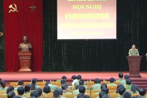 Quán triệt thực hiện Nghị quyết Đại hội Đảng bộ TP Hà Nội lần thứ XVI