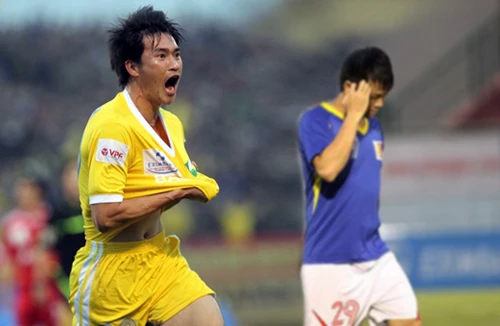 Công Vinh sang Nhật Thi đấu, nhận lương 5.000 USD/tháng