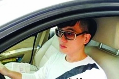 Đánh lừa cảnh sát bằng mẫu áo phông cực “độc” của Trung Quốc