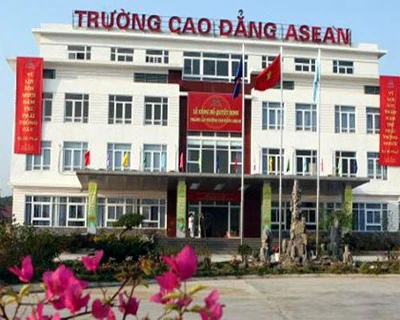 Dừng tuyển sinh, phạt trường CĐ Asean 190 triệu đồng