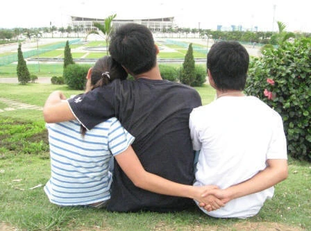 Án mạng từ tình tay ba ngang trái