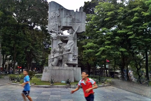 Có những chàng trai Hà Nội