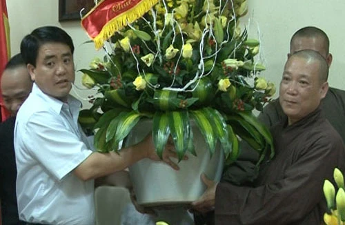 CATP Hà Nội chúc mừng Đại lễ Phật đản 2013