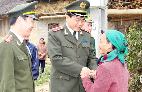 Chuyến đi chở nặng ân tình