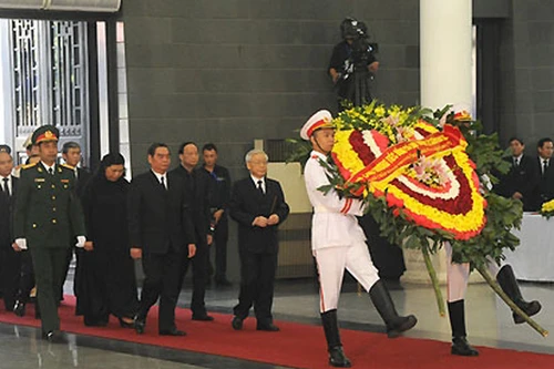 Các đồng chí lãnh đạo cao cấp tiếc thương Đại tướng Võ Nguyên Giáp