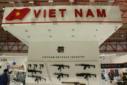 [ẢNH] Vũ khí bộ binh hiện đại do Việt Nam chế tạo tại Triển lãm Indo Defence 2018