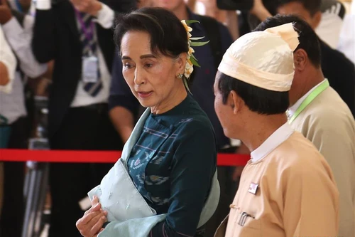 Bà Aung San Suu Kyi được bổ nhiệm làm Cố vấn nhà nước Myanmar