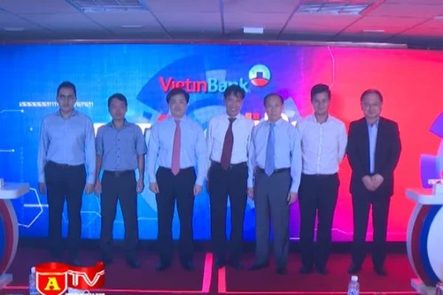 Vietinbank ra mắt ứng dụng eFAST Mobile và iPay Mobile 3.0