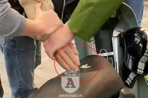 [CLIP] Bắt giữ đối tượng giang hồ đâm gẫy dùi cui điện của Cảnh sát 141 hòng 'thông chốt'