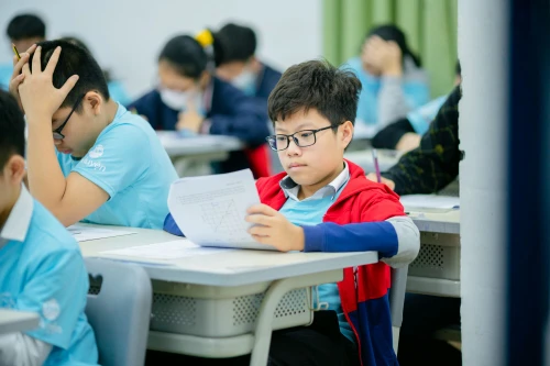 Kì thi Toán học Hoa Kỳ thúc đẩy niềm đam mê toán học cho học sinh THCS