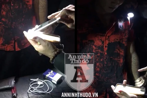 [CLIP] Giấu ma túy trong ốp điện thoại, nam thanh niên cự cãi khi gặp CSCĐ