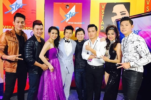 Siêu mẫu Lê Trung Cương bí mật sang Mỹ thi hát