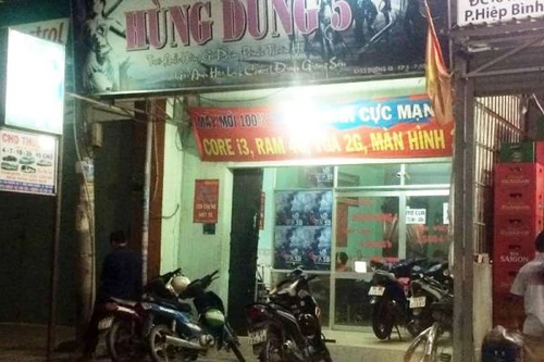 Cha tìm con ở tiệm "nét" bị nhóm thanh niên đuổi đánh, cướp xe