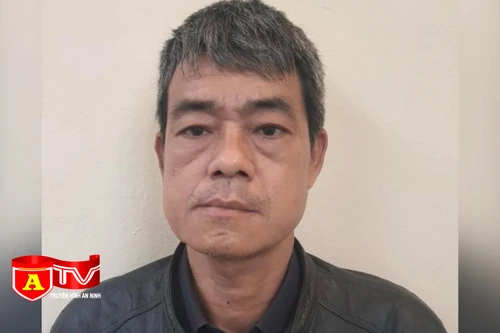 Bị kiểm tra, tự giao nộp ma tuý cho cơ quan công an