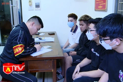 Những “quái xế” đường phố tuổi teen