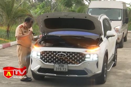 4.437 phương tiện được đăng kiểm trong 3 ngày tăng cường cảnh sát giao thông