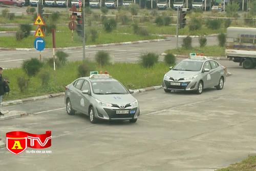 Loay hoay bởi quy định đào tạo sát hạch lái xe mới 