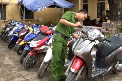 Công an quận Tây Hồ tìm chủ sở hữu xe máy