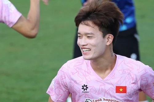 Hoàng Đức muốn sút tung lưới tuyển Nga