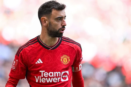 Bruno Fernandes liên hệ Bayern Munich, có thể rời bỏ MU