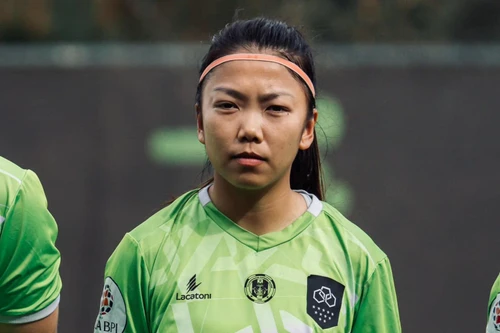 Huỳnh Như về Việt Nam thi đấu bất kể Lank có trụ hạng hay không