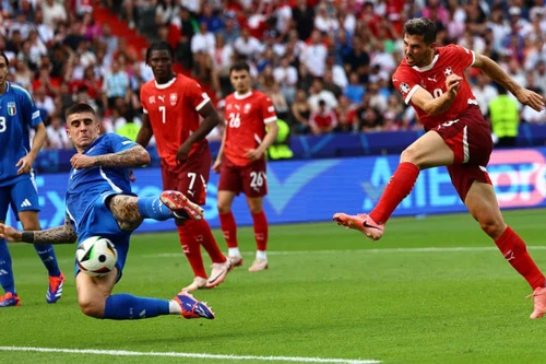 Thụy Sĩ xuất sắc biến Italia thành cựu vương EURO