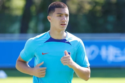 Cầu thủ gốc Việt được 4 CLB Ngoại hạng Anh săn đón