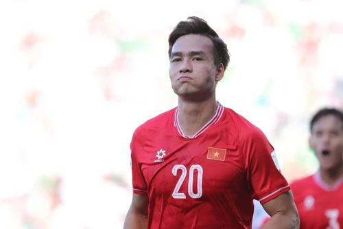 Trung vệ Công an Hà Nội lỡ hẹn lên tuyển Việt Nam đấu Nga, Thái Lan