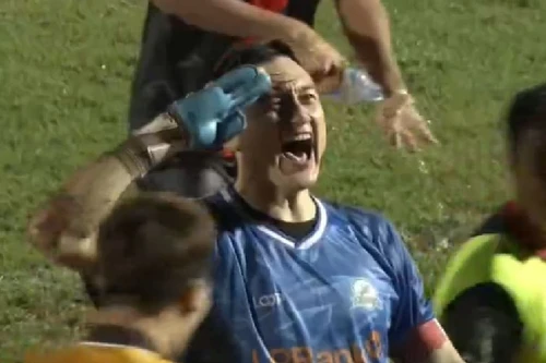 Đặng Văn Lâm cản 2 quả 11m, Ninh Bình đi tiếp ở cúp Quốc gia