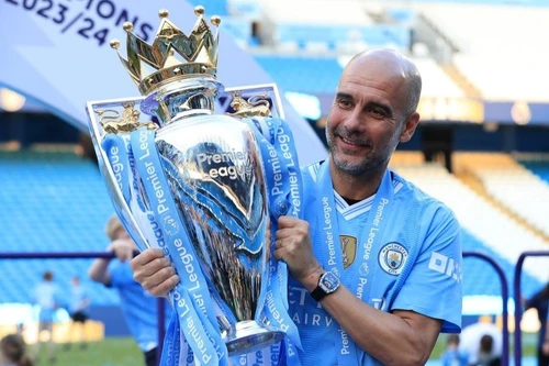 Vừa lên ngôi, Pep Guardiola đã hé lộ thời điểm chia tay Man City